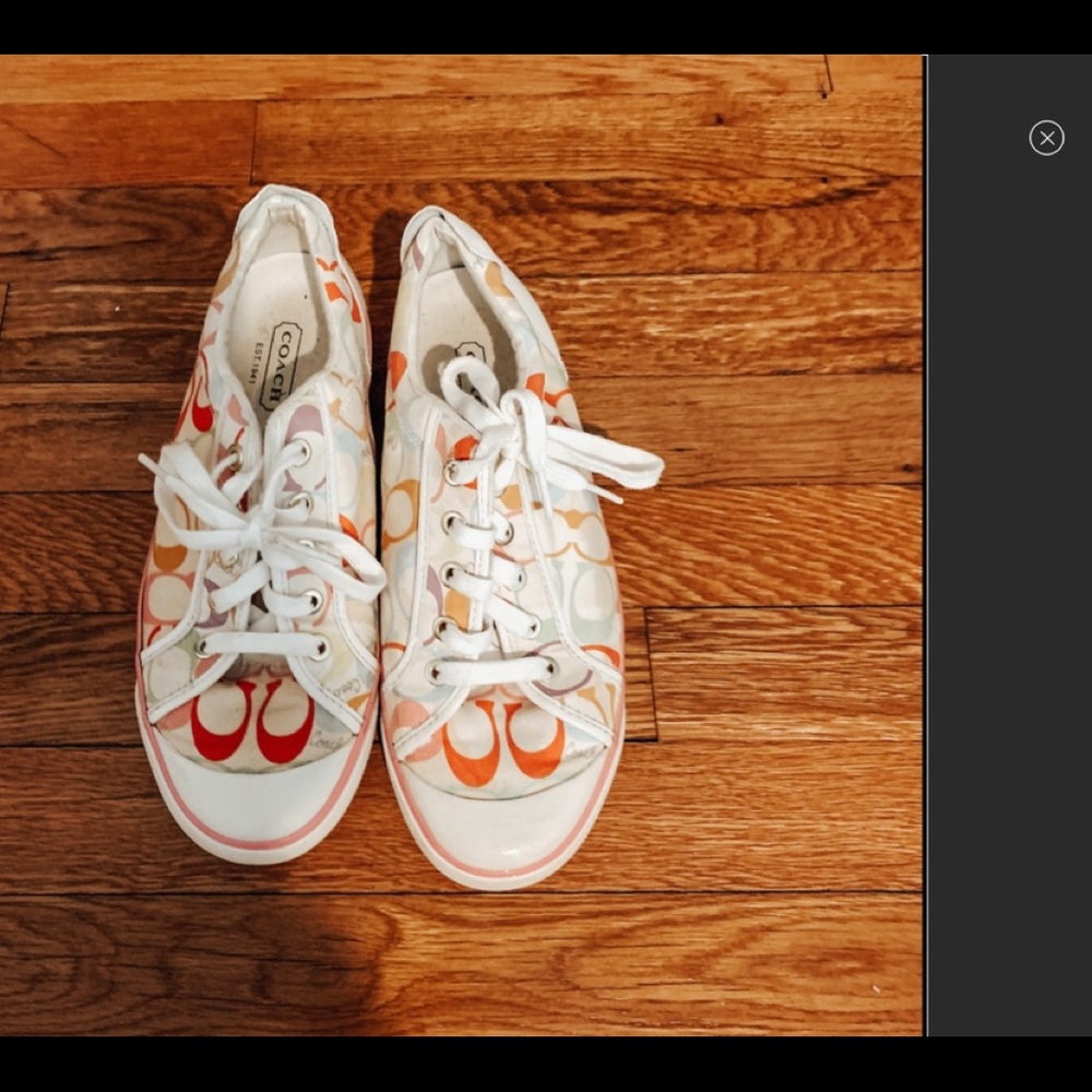 Coach Poppy Barrett Shoes  “C” Logo